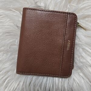 Vintage Women's Brown Leather Wallet With Side Coin Zipper